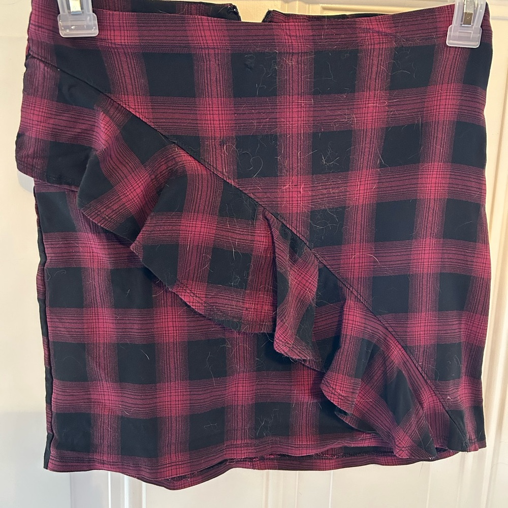 Mossimo mini skirt